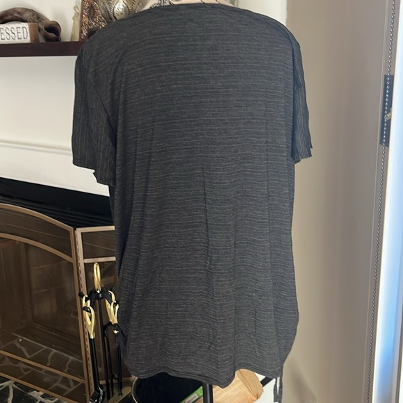 Top - Picture 3 of 5